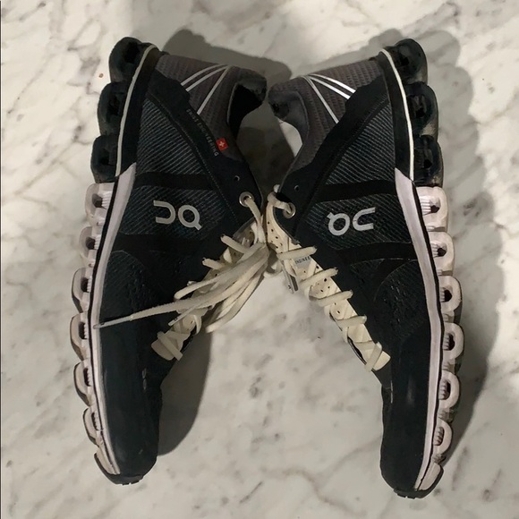 Shoes - On Running Cloudflow Womens 8